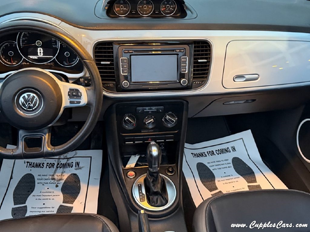 Volkswagen Beetle  2013