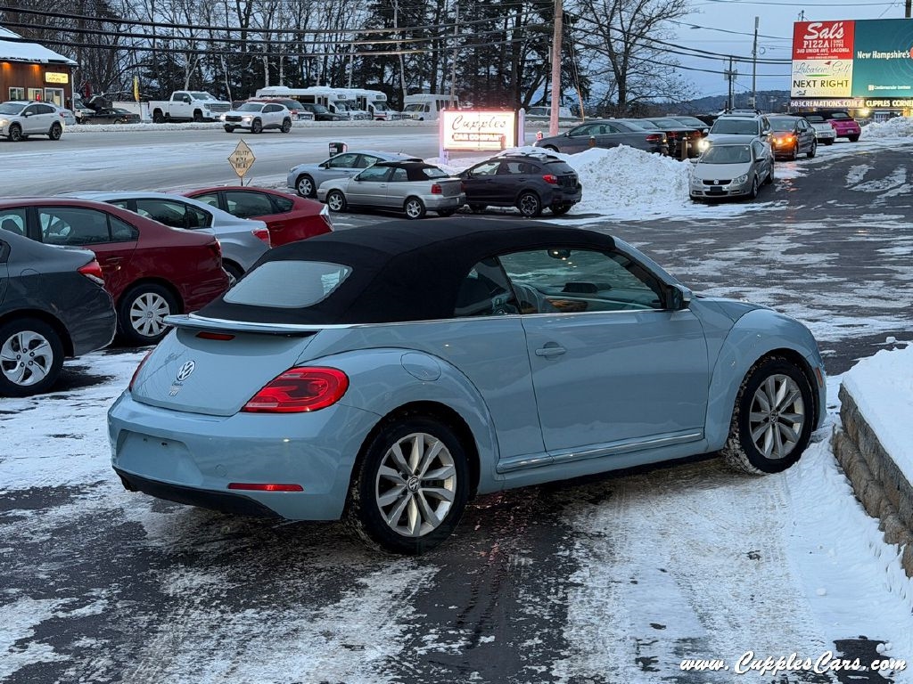 Volkswagen Beetle  2013