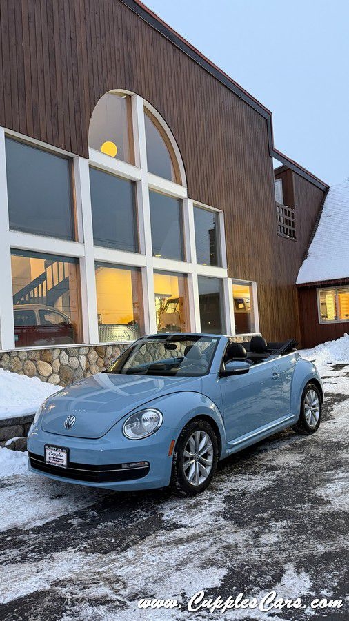 Volkswagen Beetle  2013