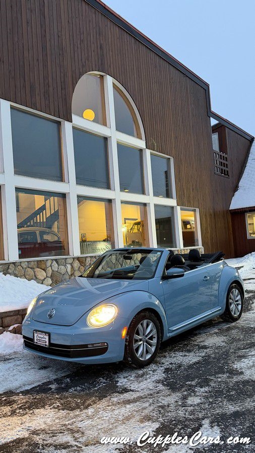 Volkswagen Beetle  2013