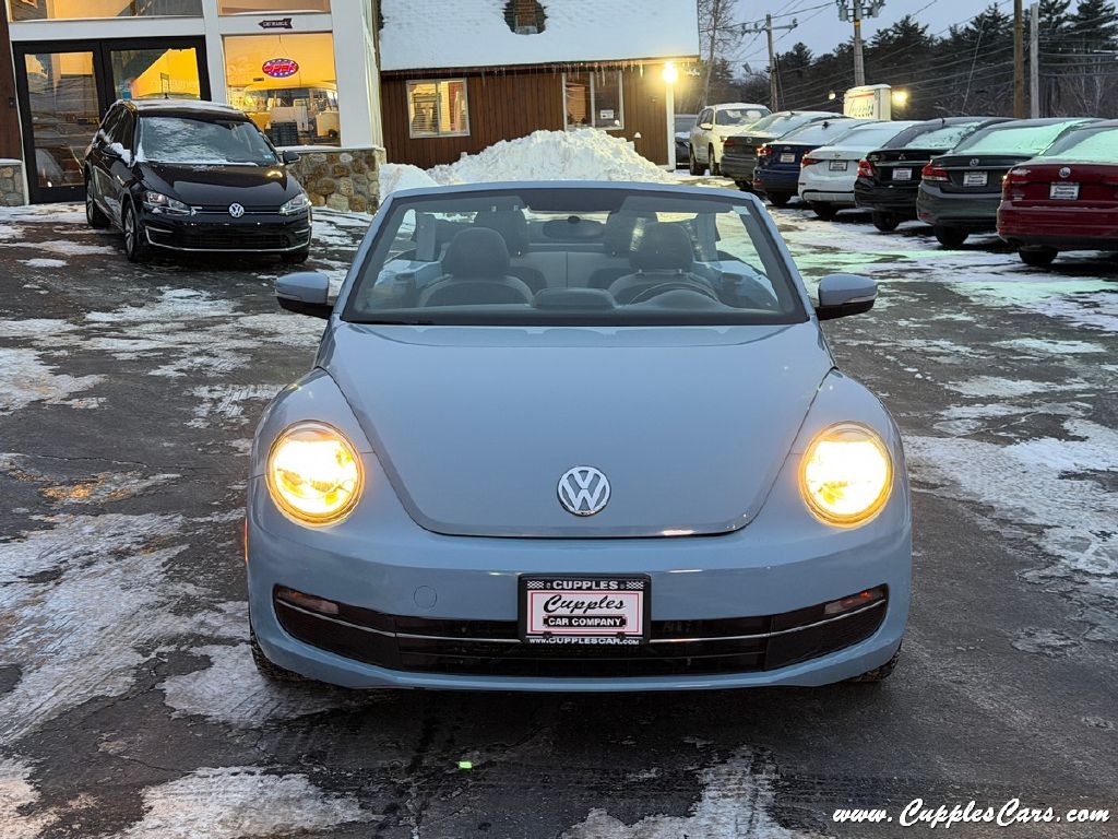 Volkswagen Beetle  2013