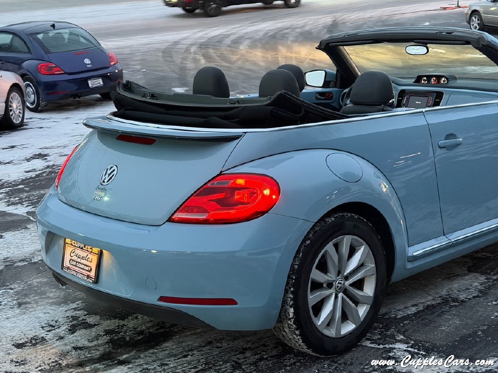 Volkswagen Beetle  2013