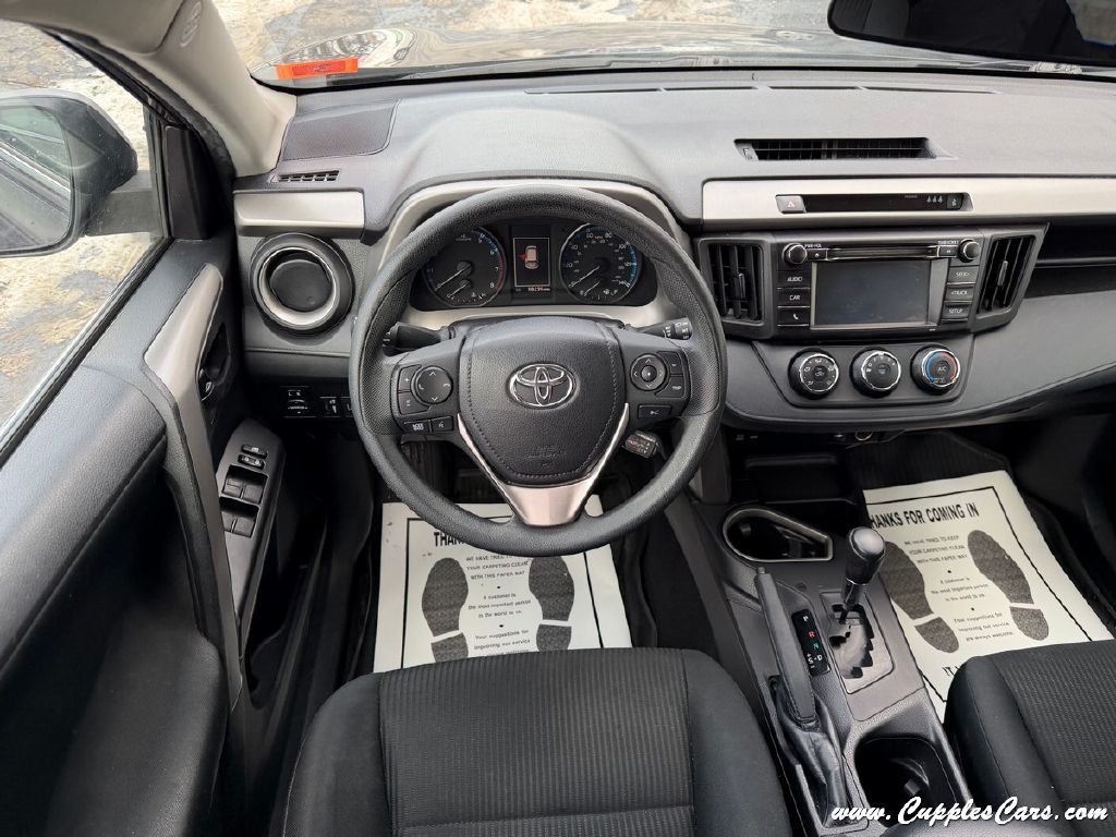 Toyota RAV4  2017