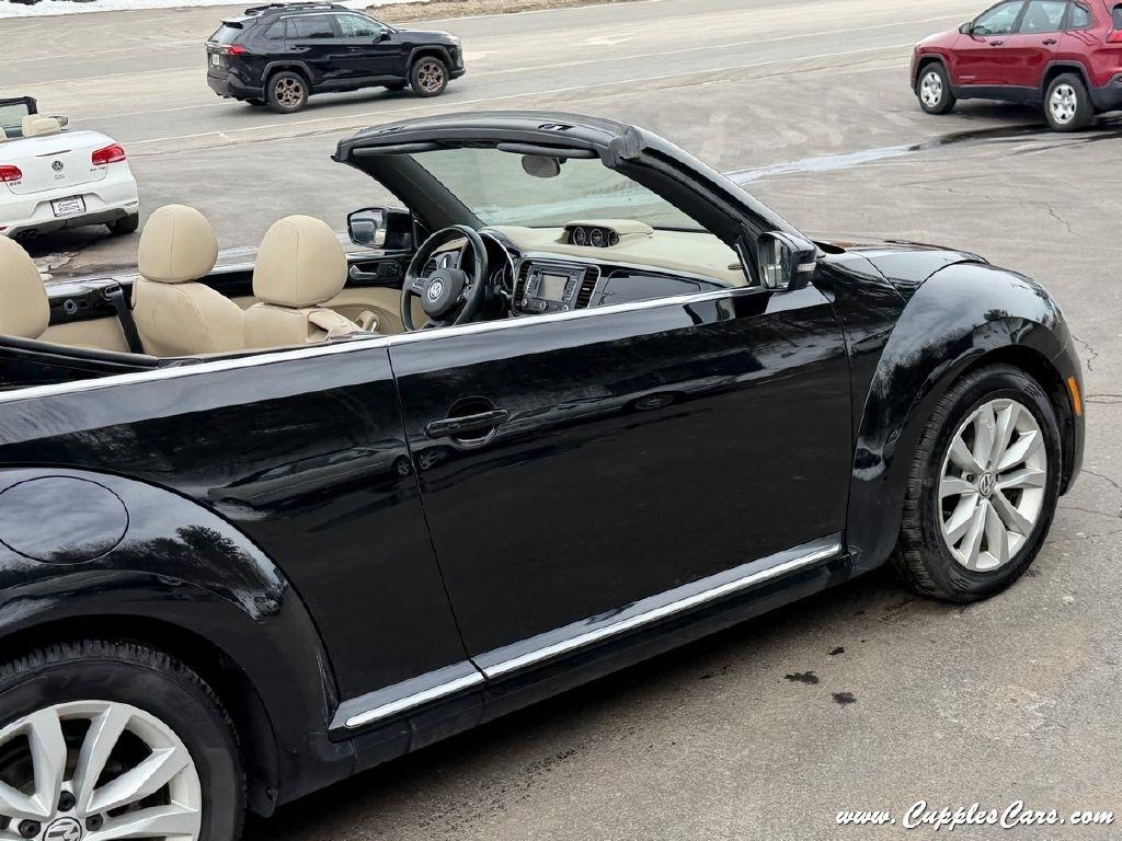 Volkswagen Beetle  2014