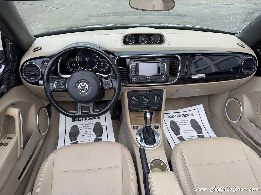 Volkswagen Beetle  2014