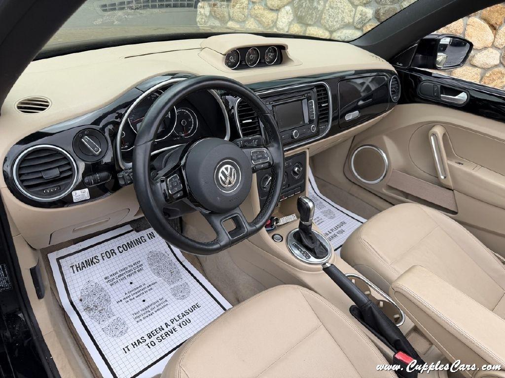 Volkswagen Beetle  2014