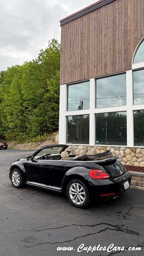 Volkswagen Beetle  2014