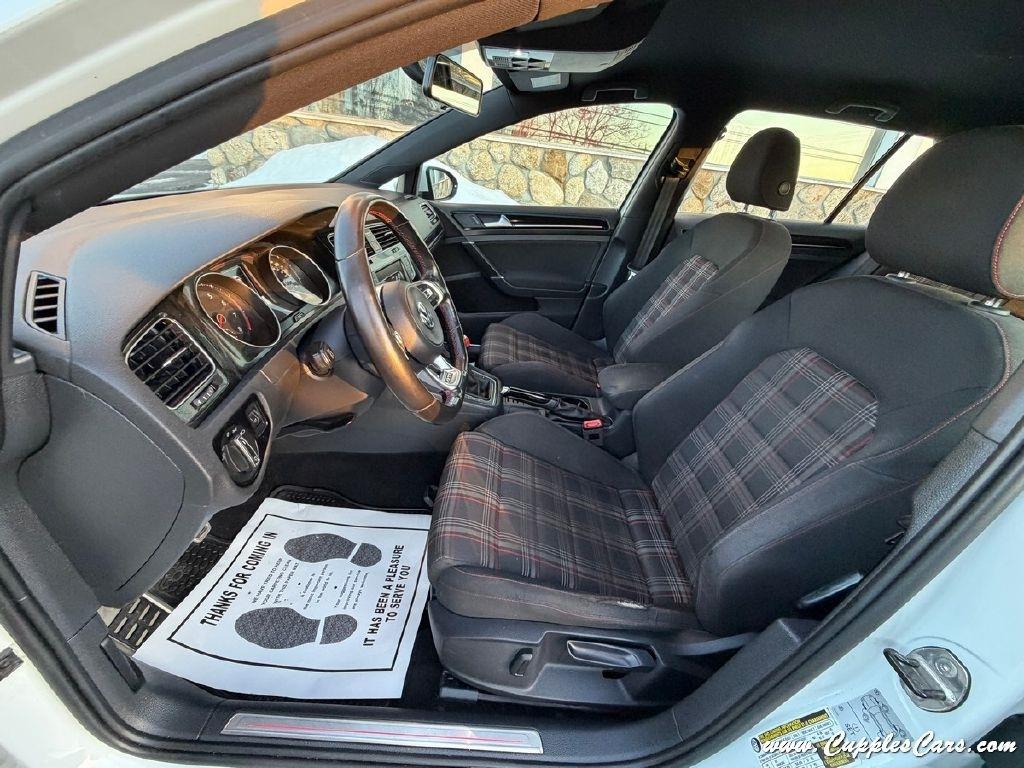 Volkswagen Golf GTI  2017