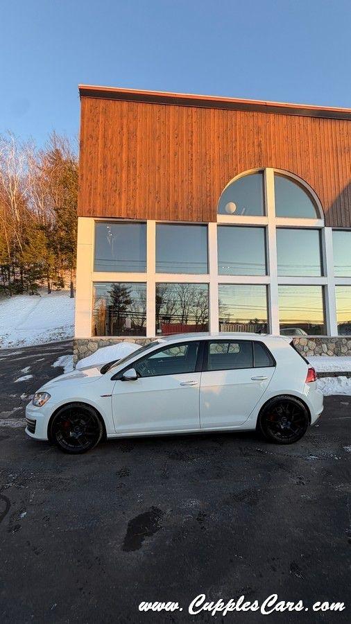 Volkswagen Golf GTI  2017