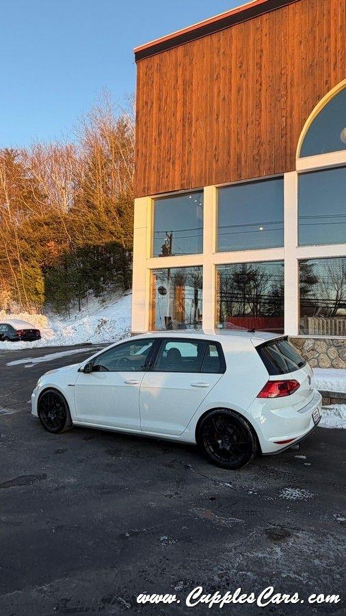 Volkswagen Golf GTI  2017