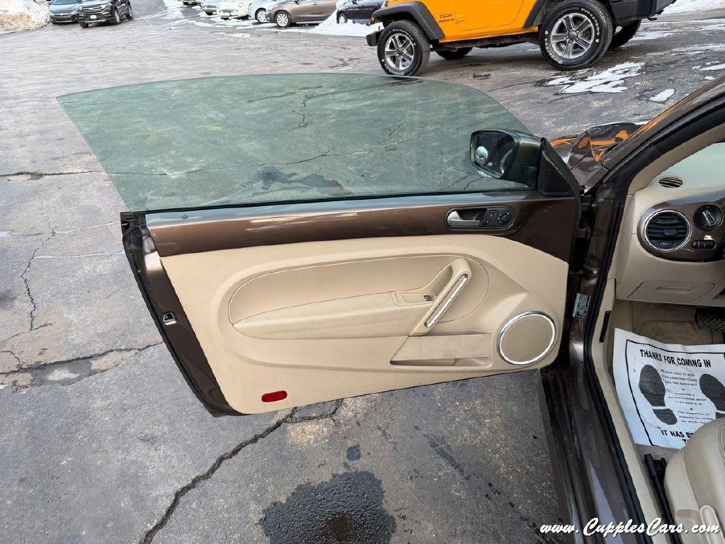 Volkswagen Beetle  2014