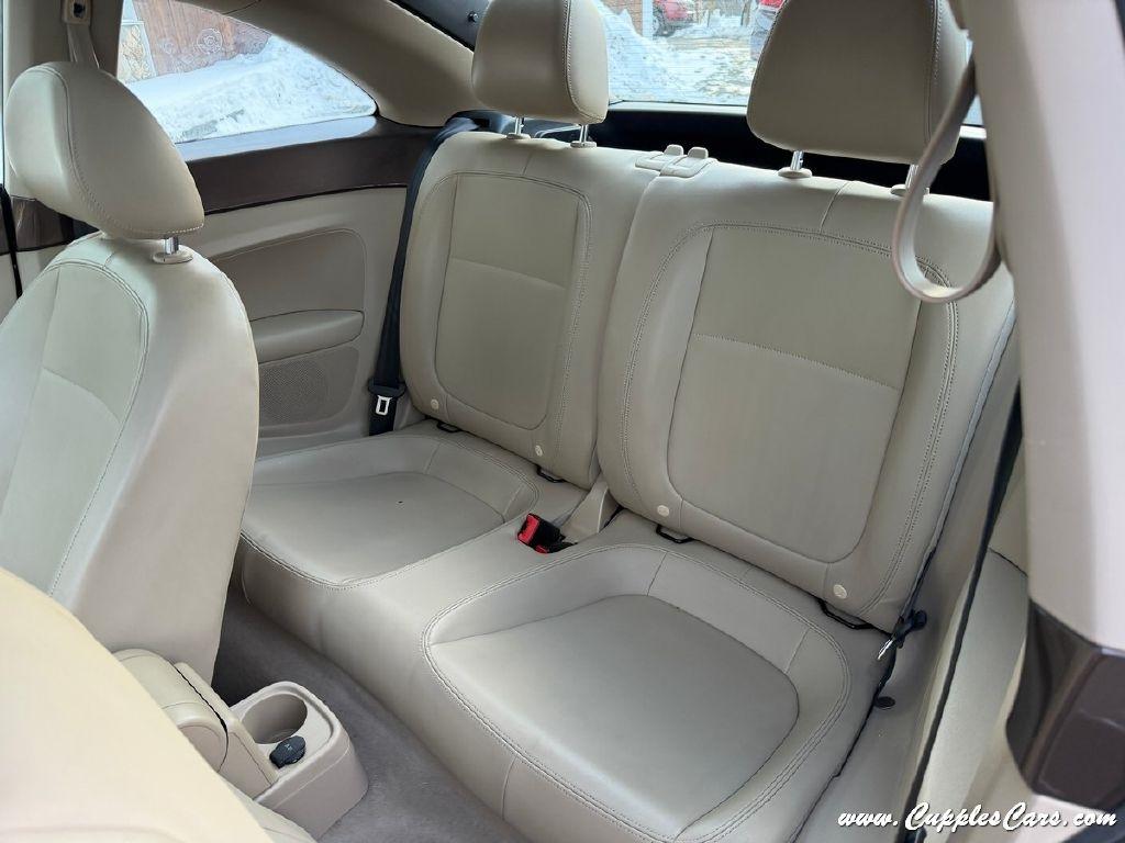 Volkswagen Beetle  2014