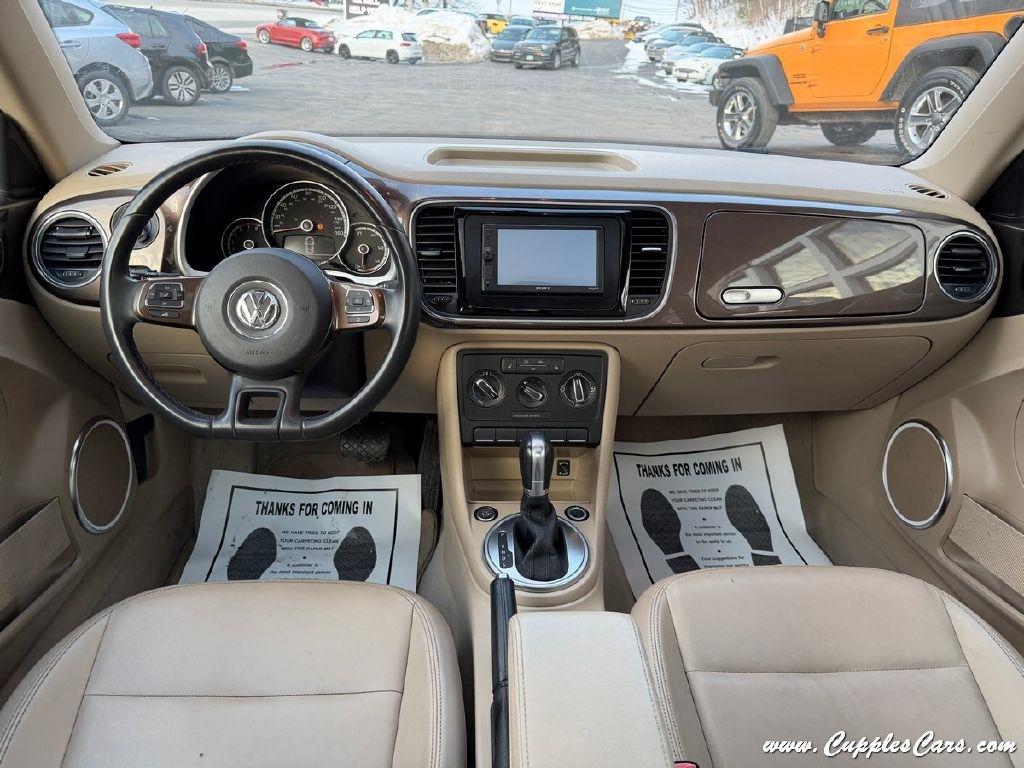 Volkswagen Beetle  2014