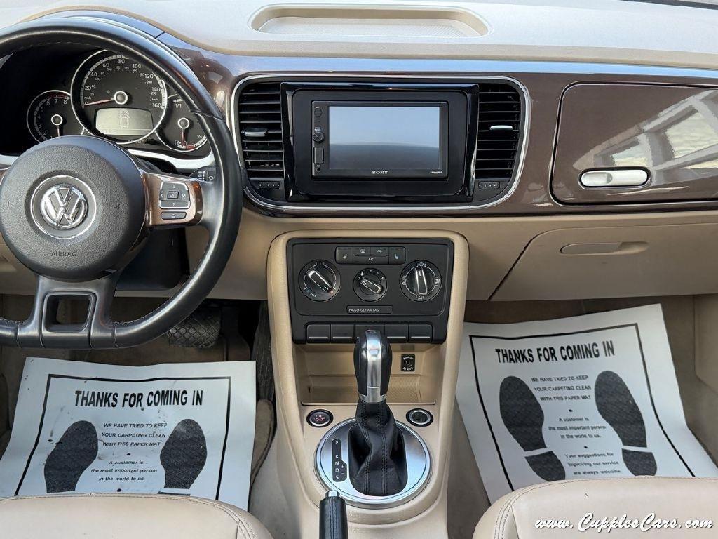 Volkswagen Beetle  2014