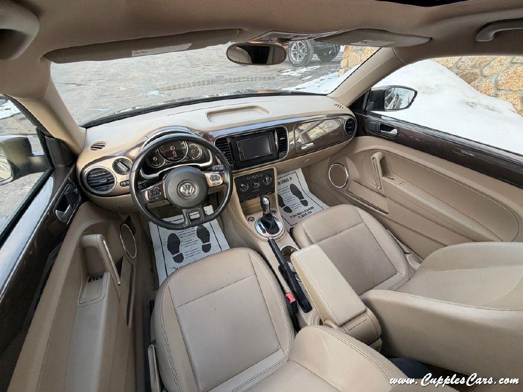 Volkswagen Beetle  2014