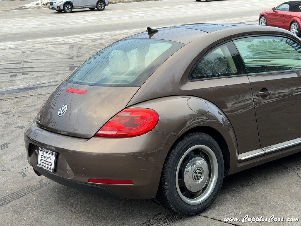 Volkswagen Beetle  2014