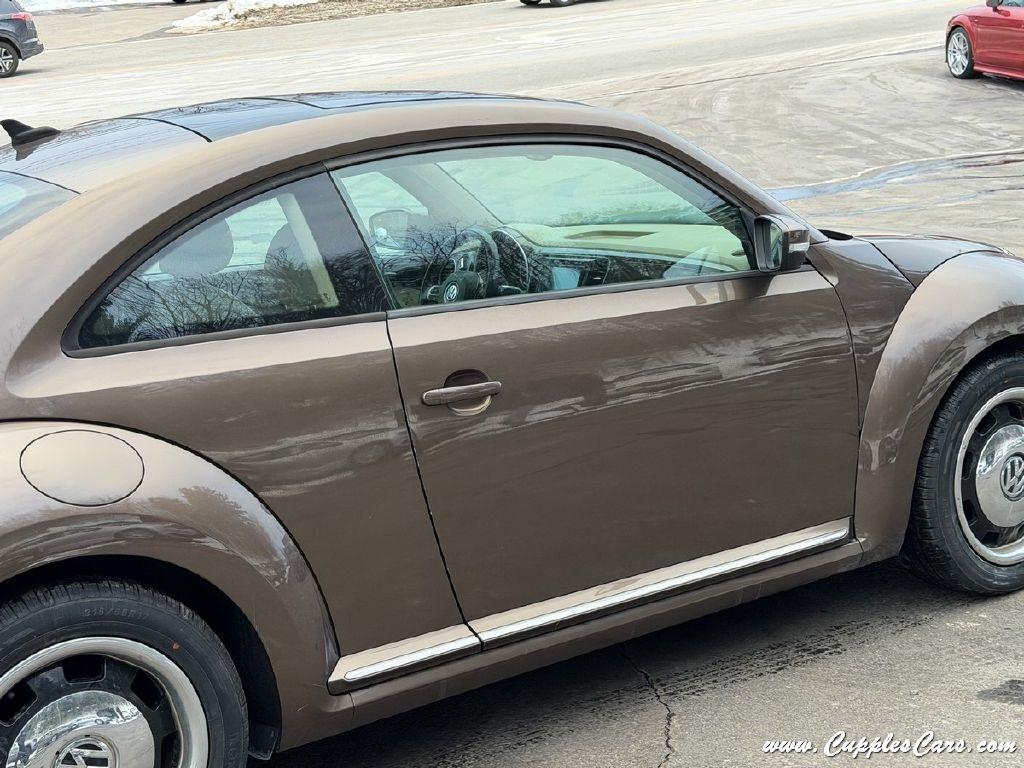 Volkswagen Beetle  2014