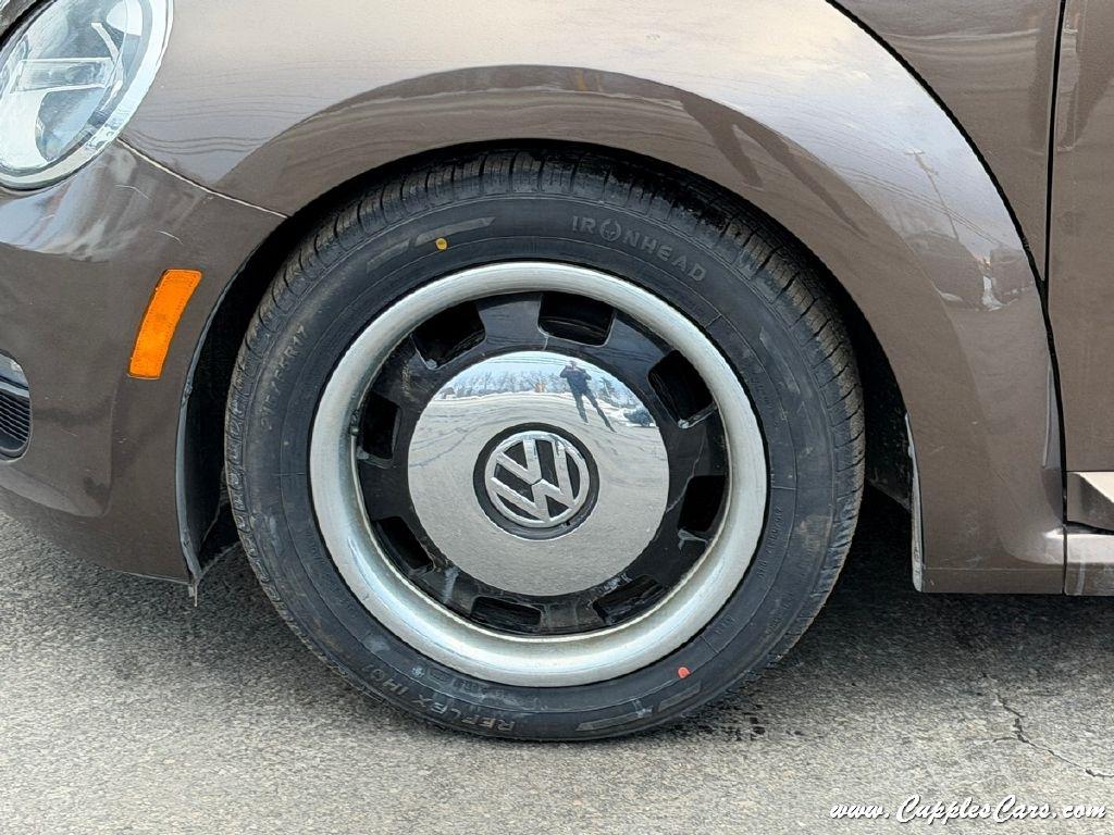 Volkswagen Beetle  2014