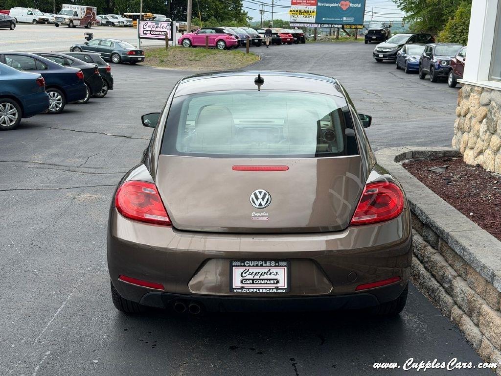Volkswagen Beetle 1.8T 6A w/ Sunroof, Sound & Nav 2014