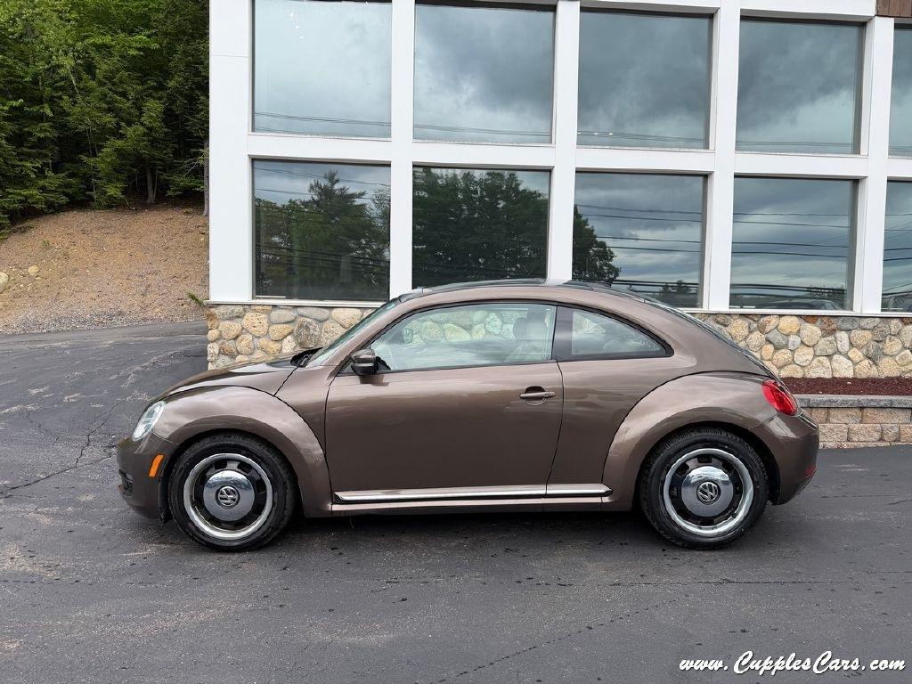 Volkswagen Beetle 1.8T 6A w/ Sunroof, Sound & Nav 2014