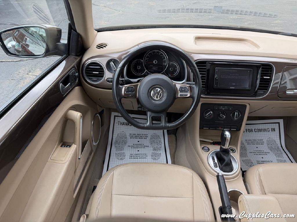 Volkswagen Beetle 1.8T 6A w/ Sunroof, Sound & Nav 2014