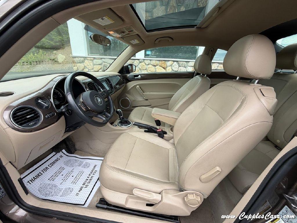 Volkswagen Beetle 1.8T 6A w/ Sunroof, Sound & Nav 2014