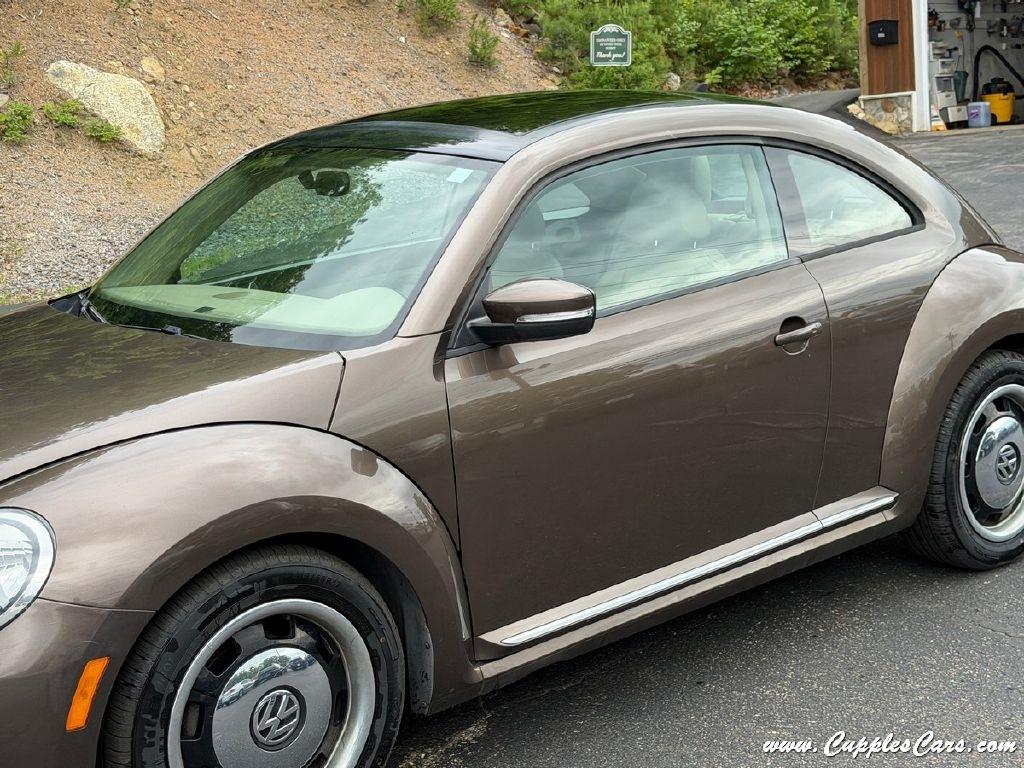 Volkswagen Beetle 1.8T 6A w/ Sunroof, Sound & Nav 2014