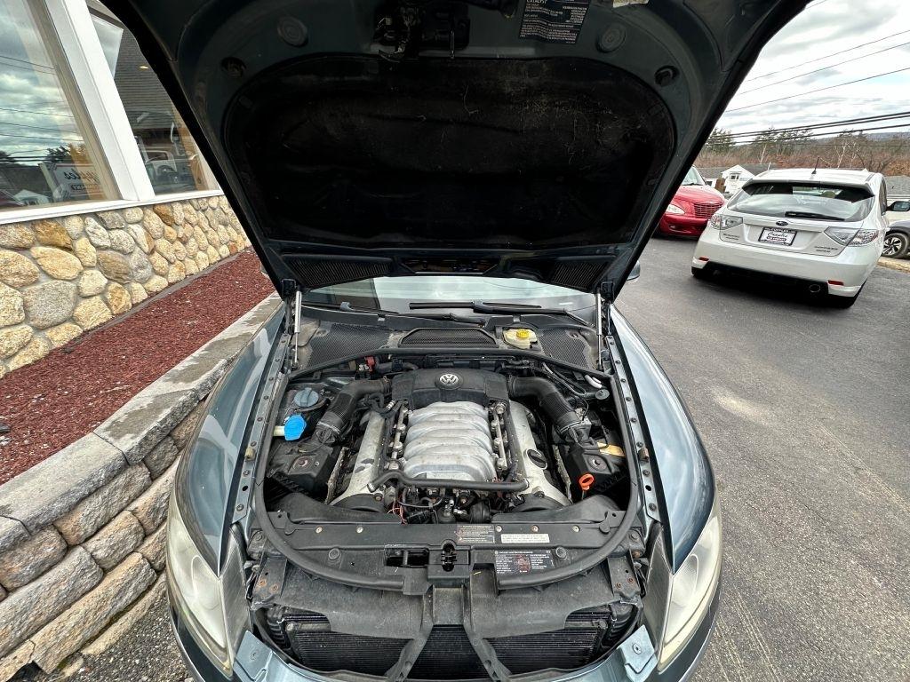 Volkswagen Phaeton  2005