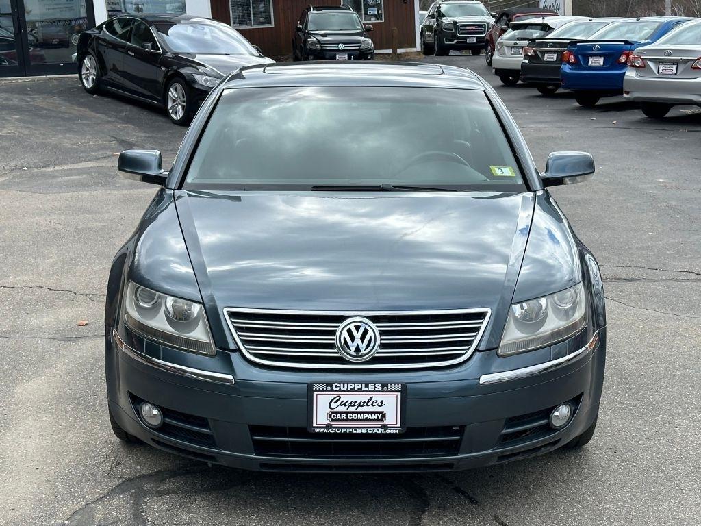 Volkswagen Phaeton  2005