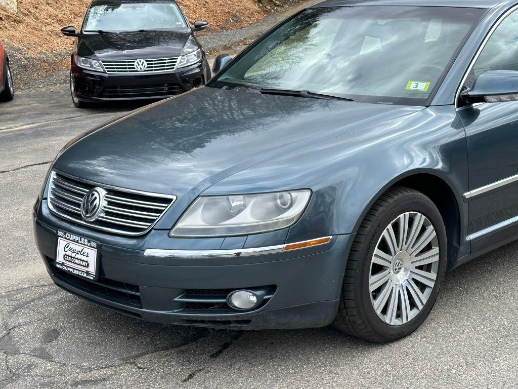 Volkswagen Phaeton  2005