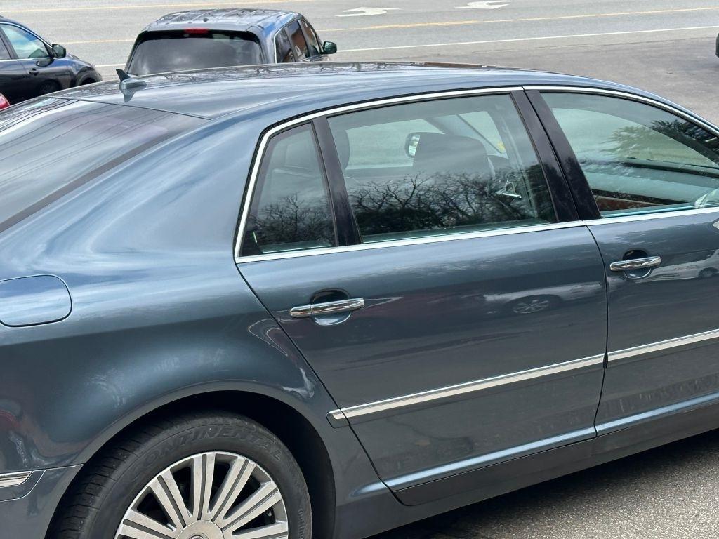 Volkswagen Phaeton  2005
