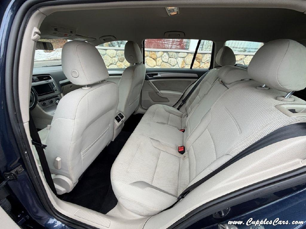 Volkswagen Golf SportWagen  2016