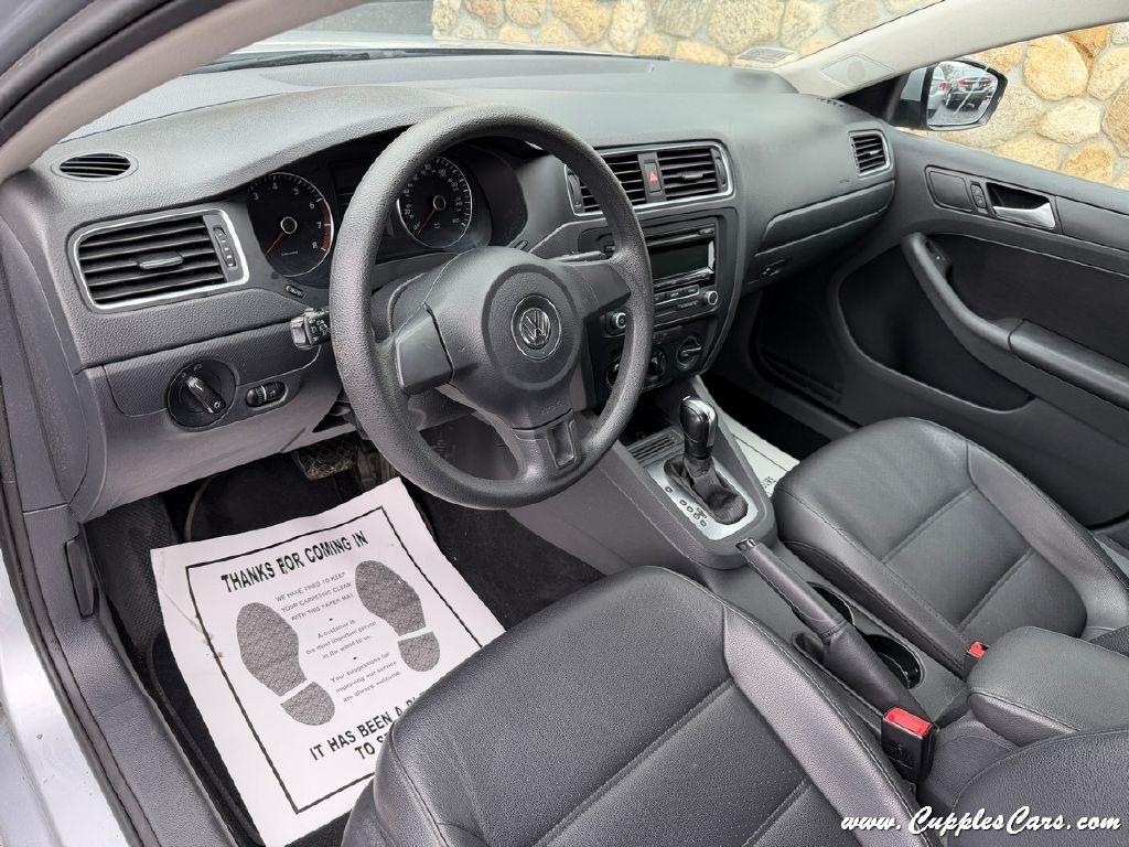 Volkswagen Jetta  2014