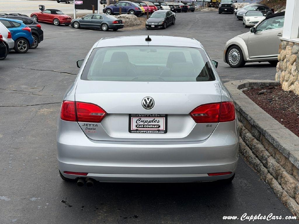 Volkswagen Jetta  2014