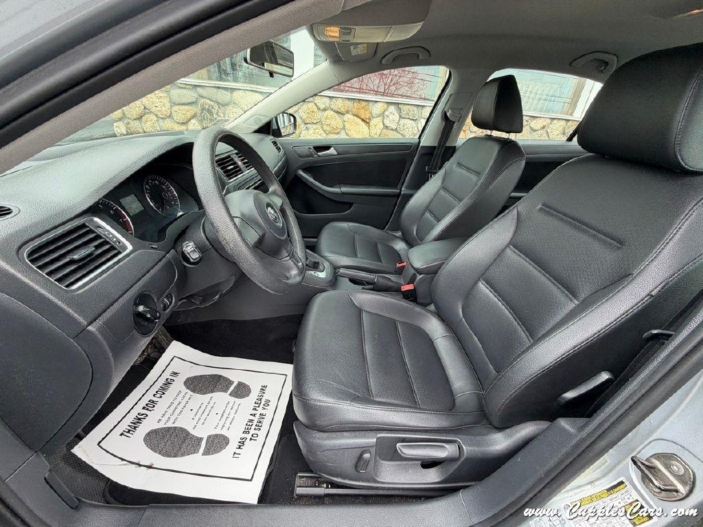 Volkswagen Jetta  2014