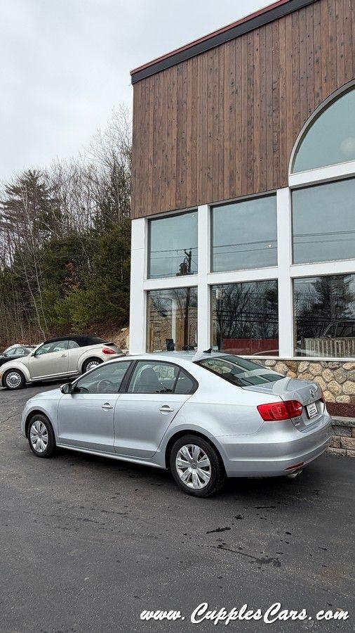 Volkswagen Jetta  2014