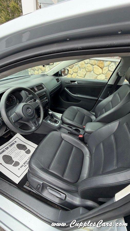 Volkswagen Jetta  2014