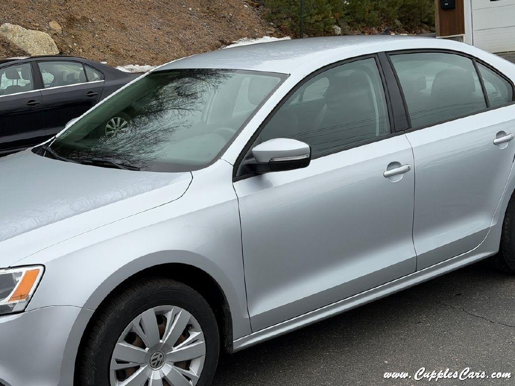 Volkswagen Jetta  2014