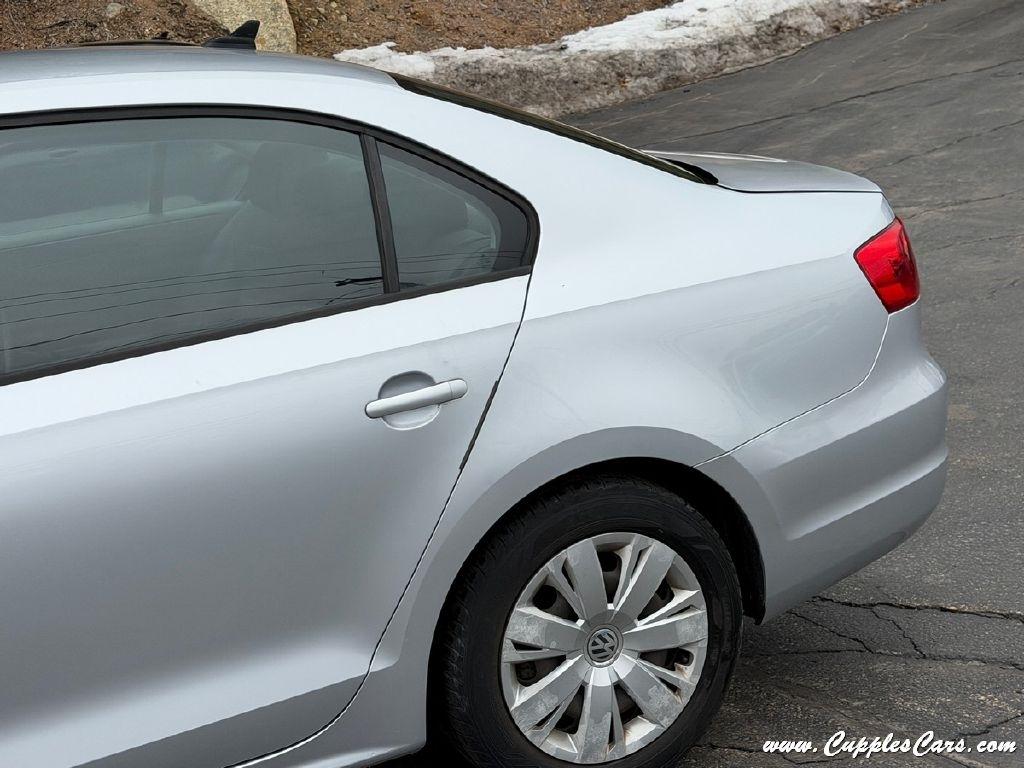 Volkswagen Jetta  2014