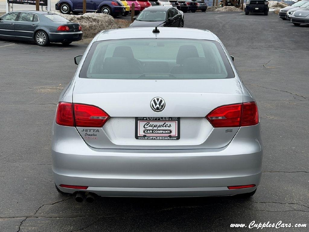 Volkswagen Jetta  2014