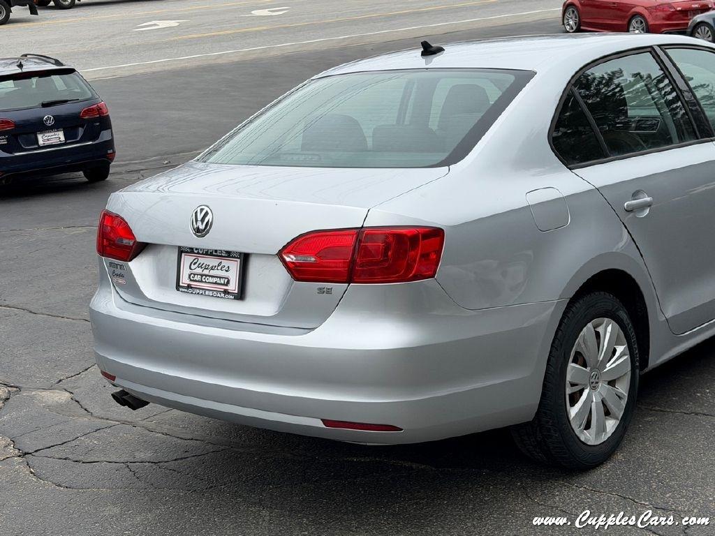 Volkswagen Jetta  2014