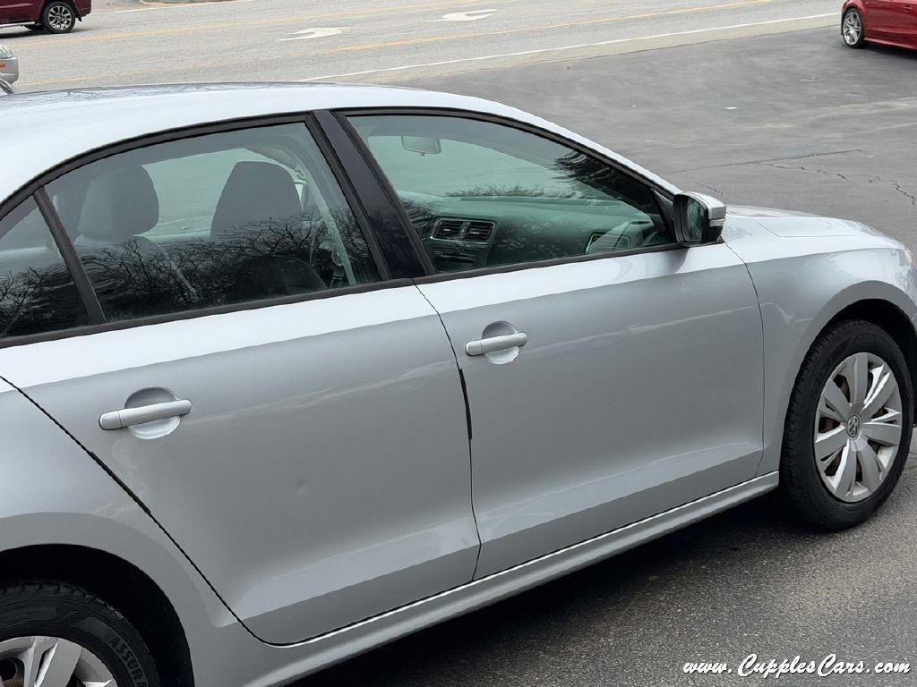 Volkswagen Jetta  2014