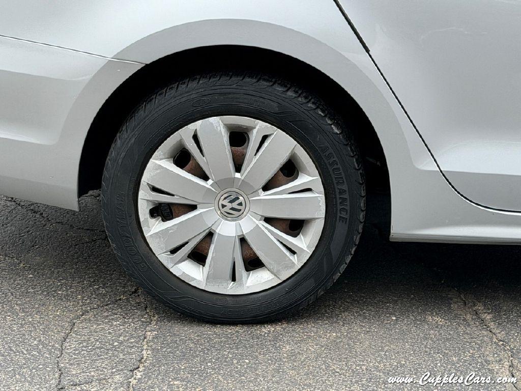 Volkswagen Jetta  2014