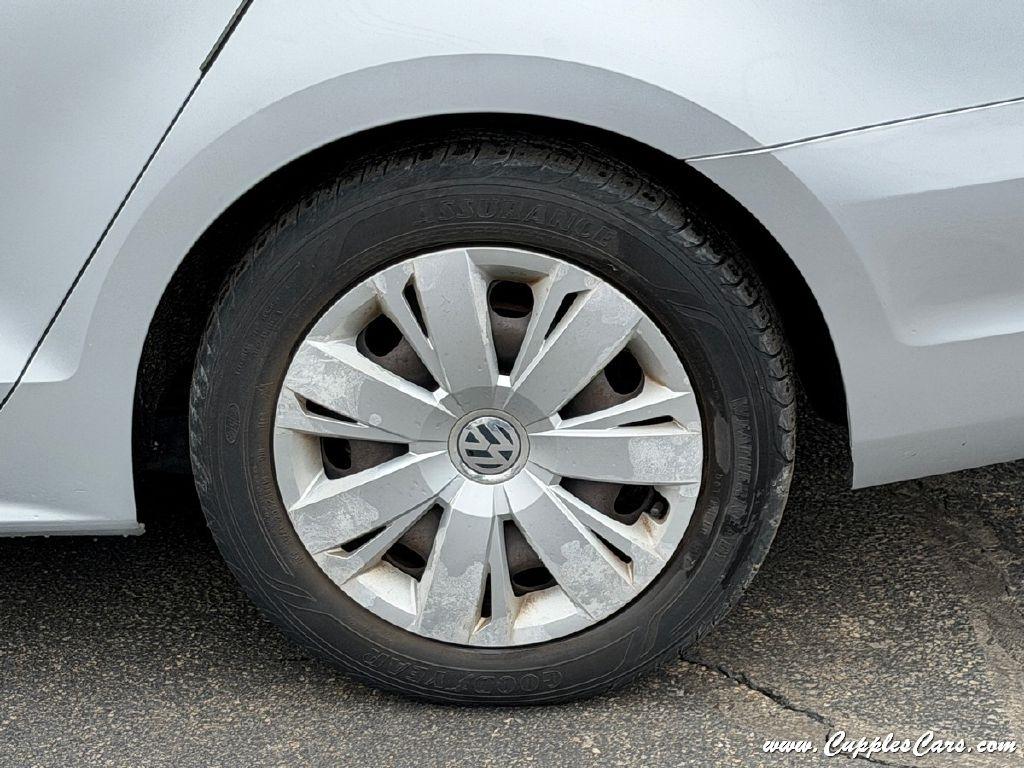 Volkswagen Jetta  2014