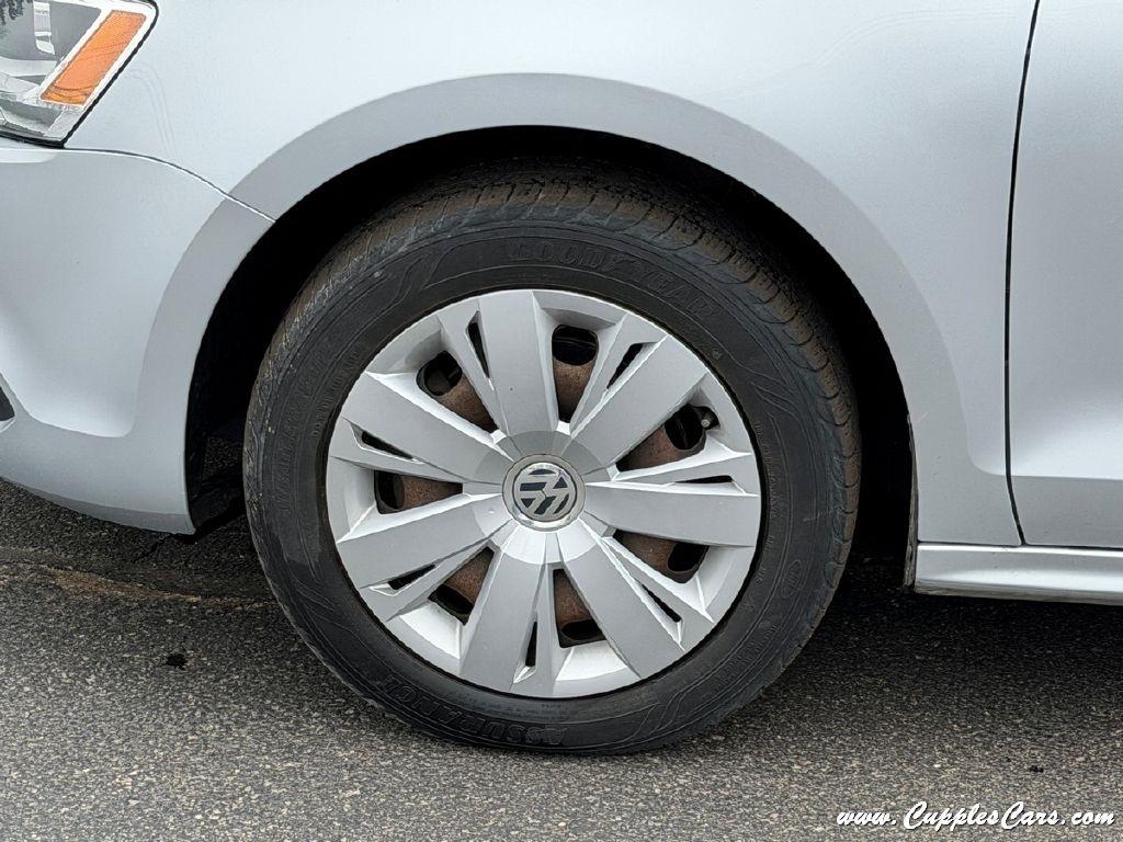 Volkswagen Jetta  2014