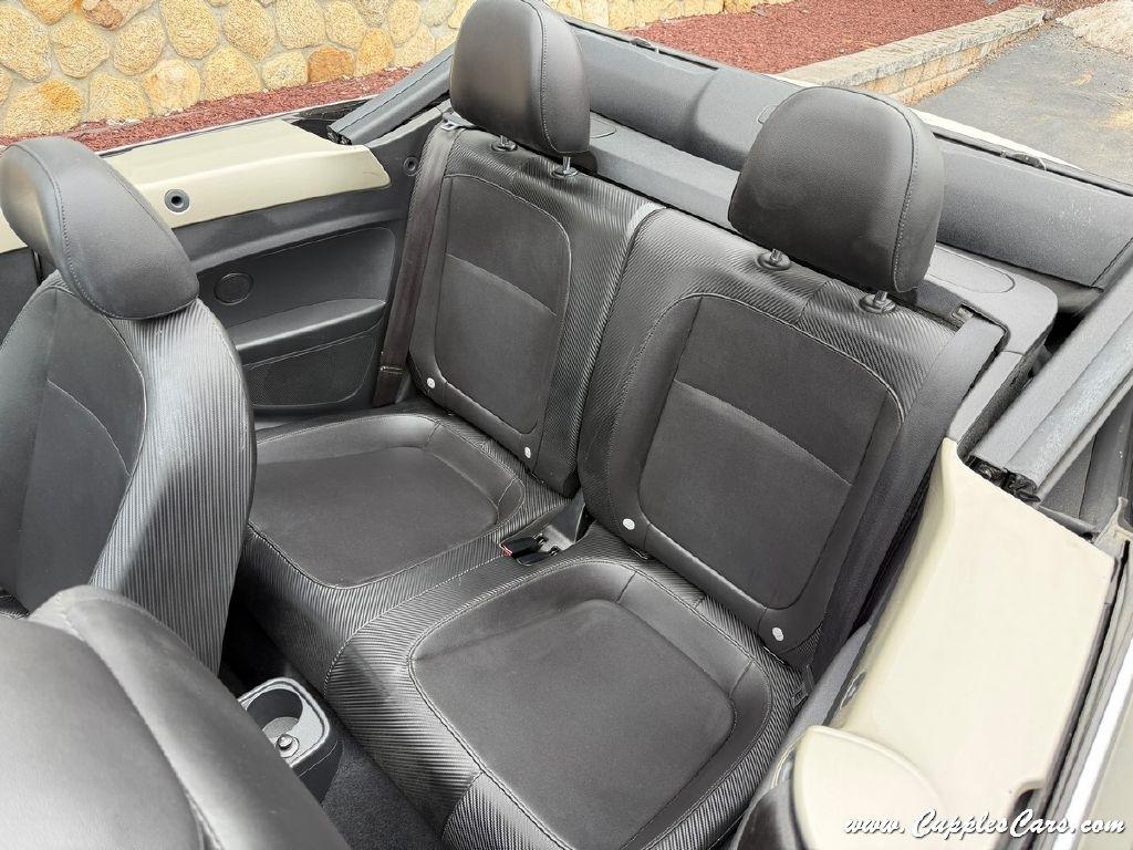 Volkswagen Beetle  2015