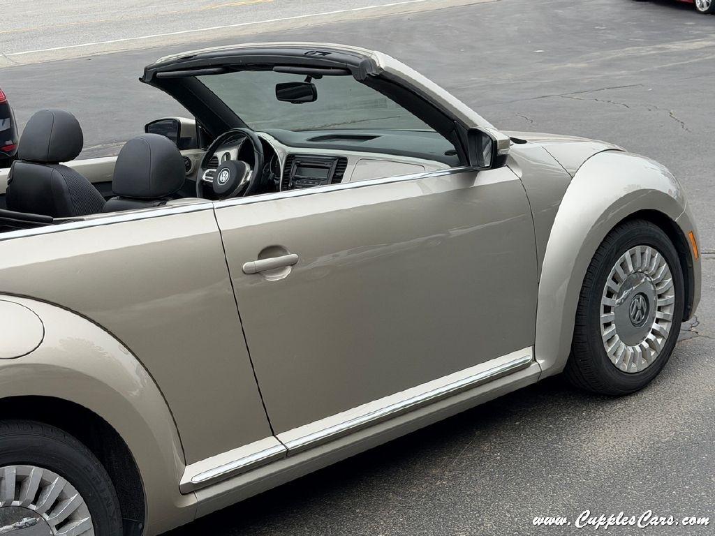 Volkswagen Beetle  2015