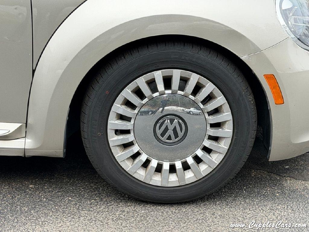 Volkswagen Beetle  2015