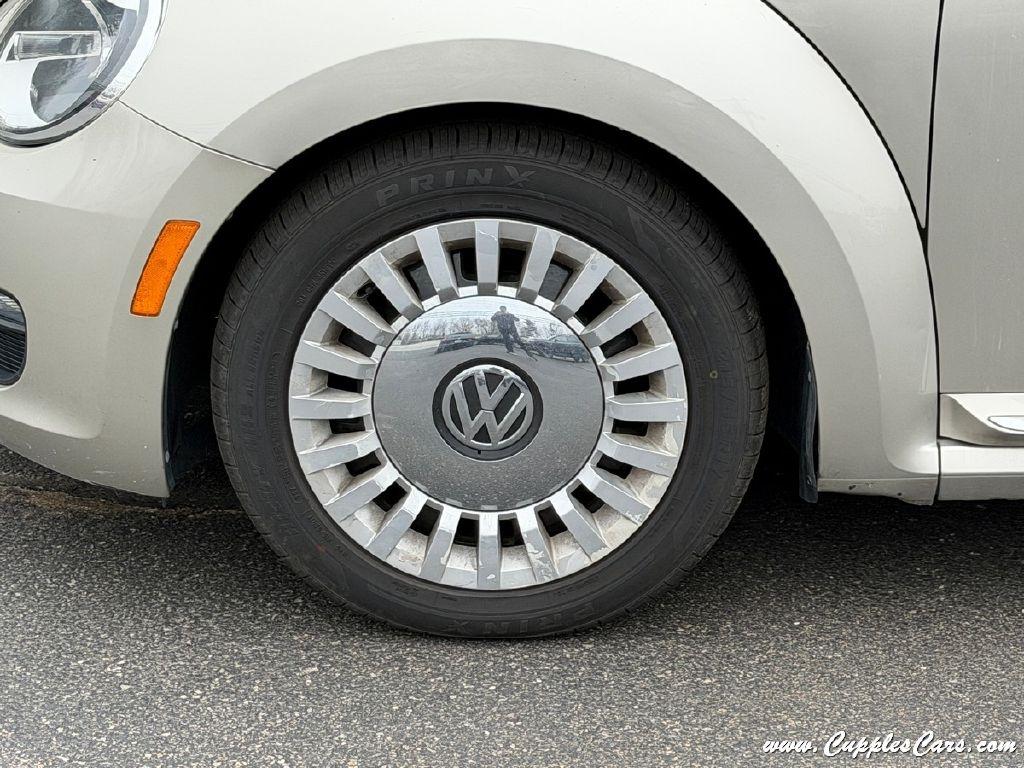 Volkswagen Beetle  2015