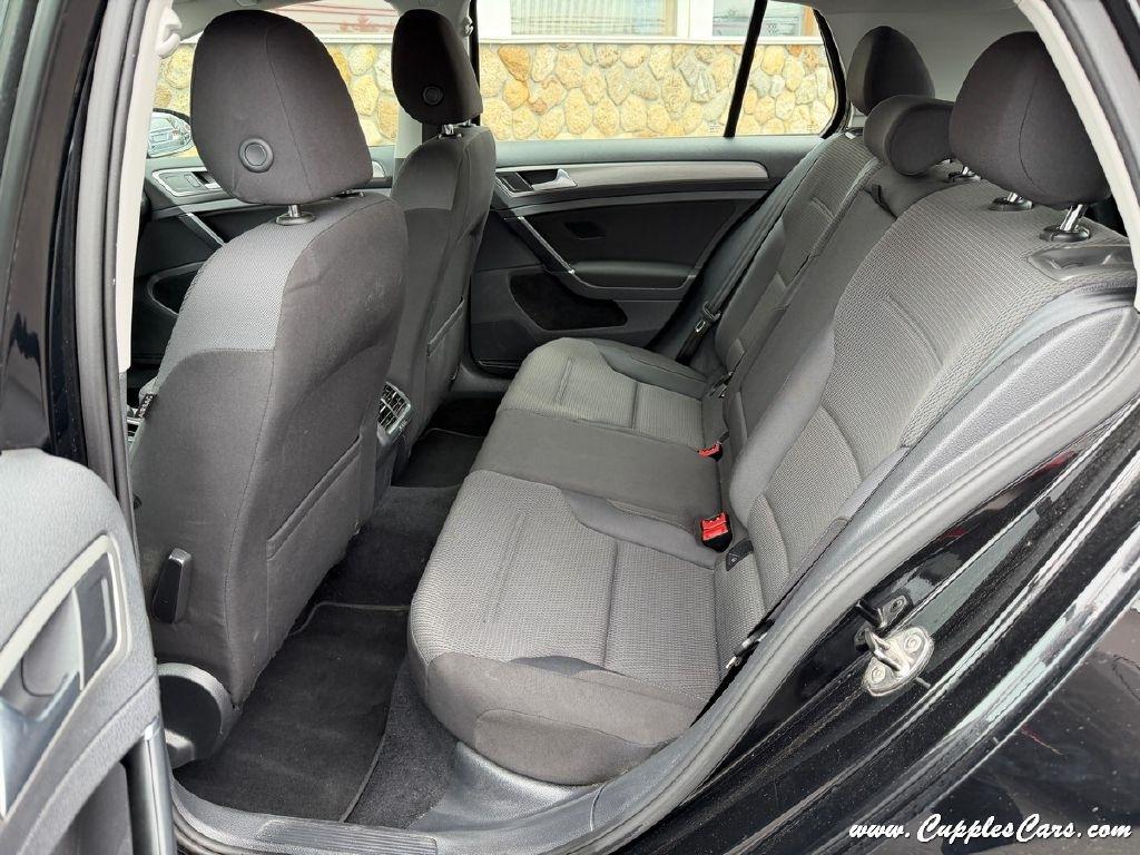 Volkswagen Golf  2016